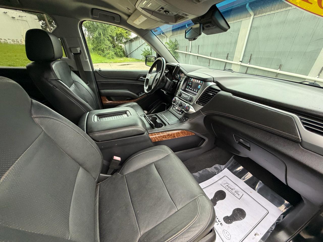 Chevrolet Suburban Premier 4WD 2019