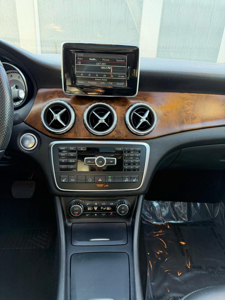 Mercedes-Benz GLA-Class GLA250 4MATIC 2015