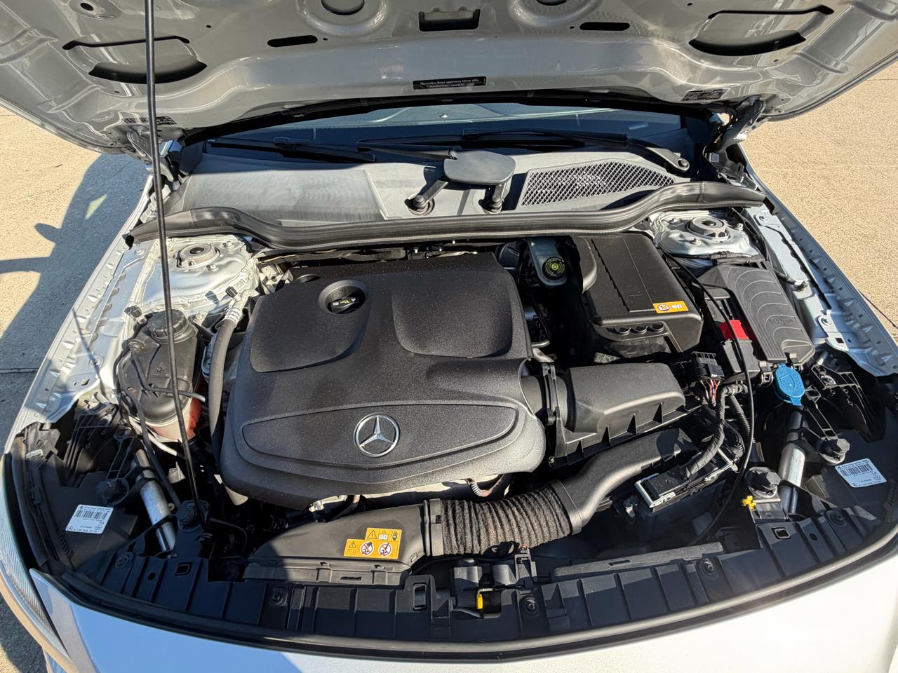 Mercedes-Benz GLA-Class GLA250 4MATIC 2015