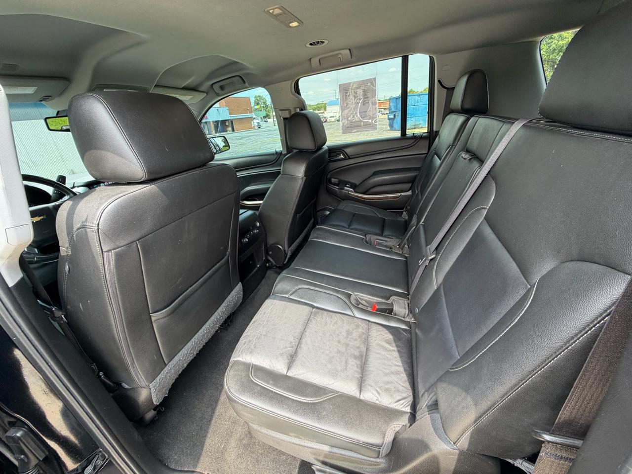 Chevrolet Suburban LT 4WD 2017