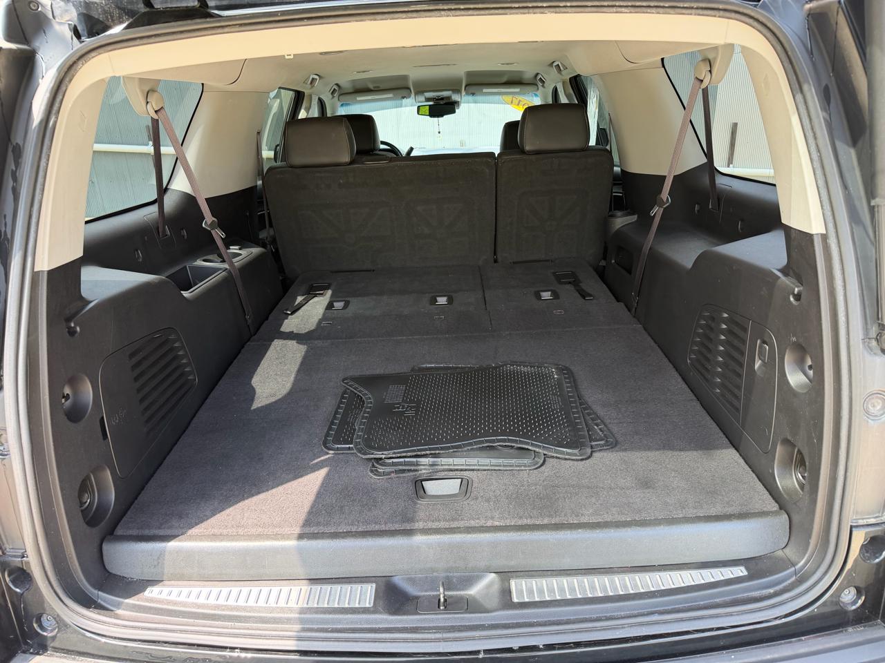 Chevrolet Suburban LT 4WD 2017