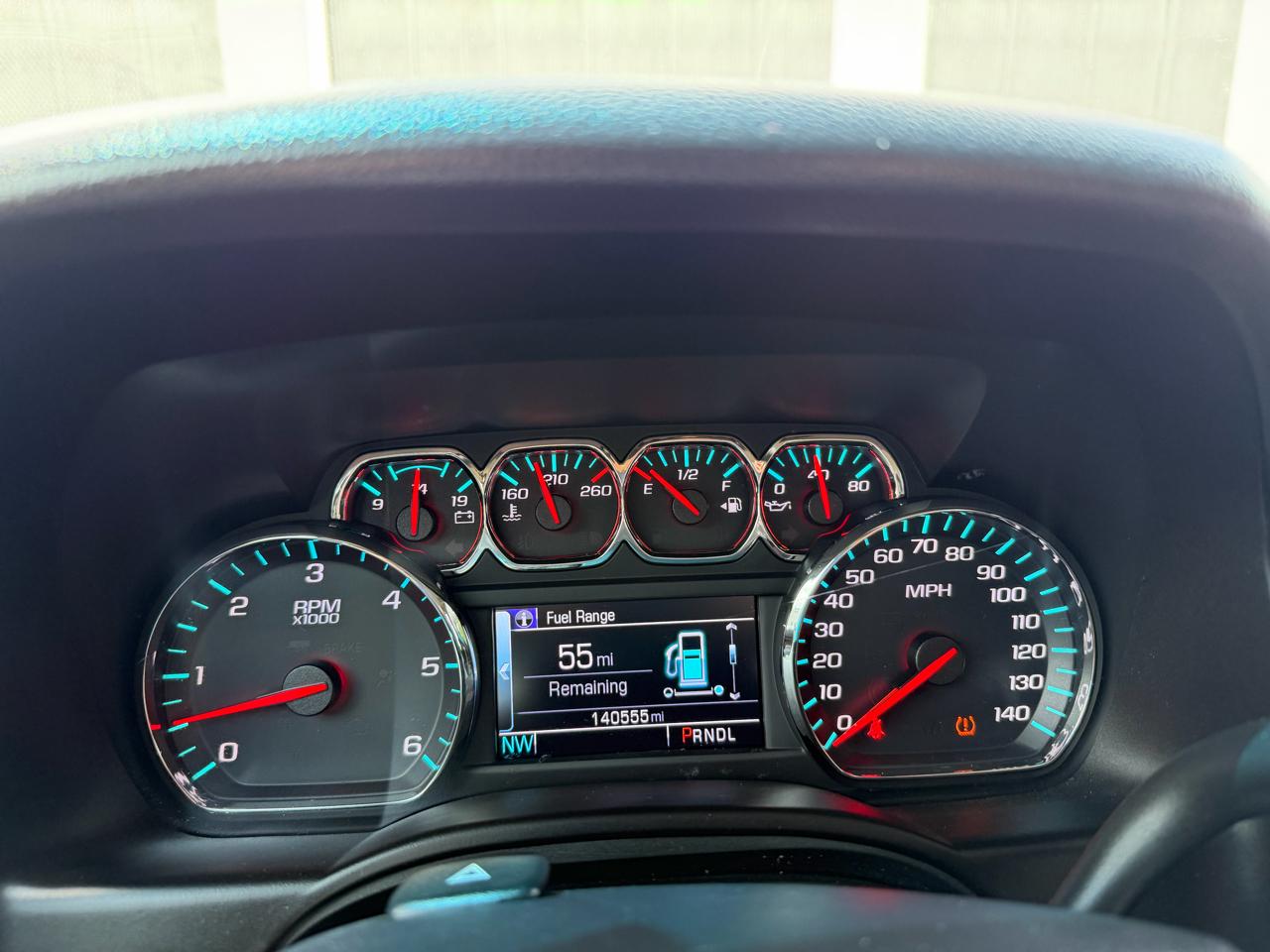 Chevrolet Suburban LT 4WD 2017
