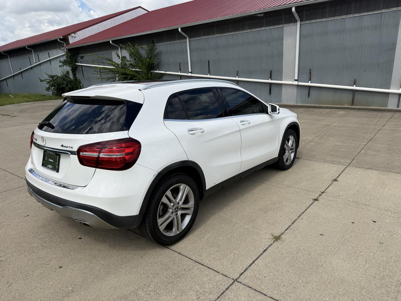Mercedes-Benz GLA-Class GLA250 4MATIC 2019