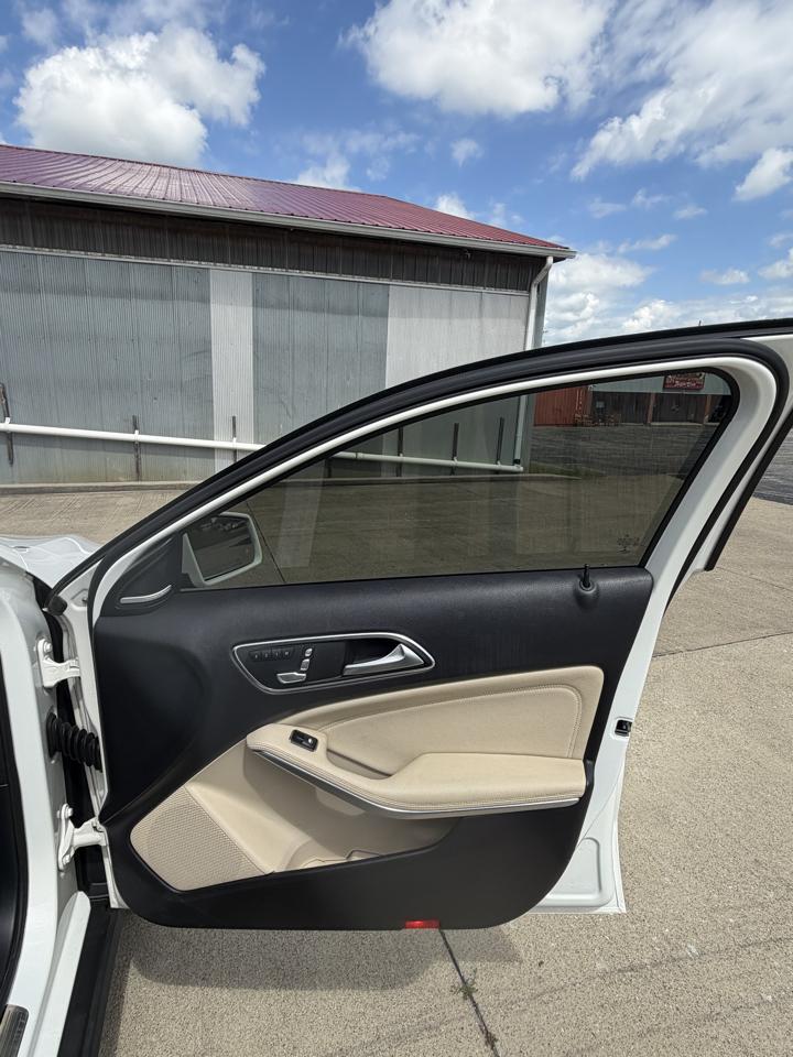 Mercedes-Benz GLA-Class GLA250 4MATIC 2019