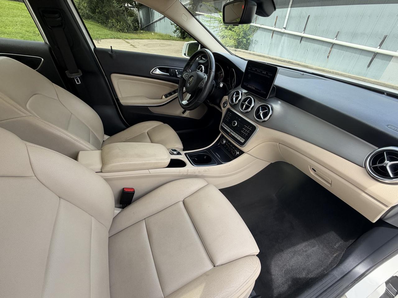 Mercedes-Benz GLA-Class GLA250 4MATIC 2019