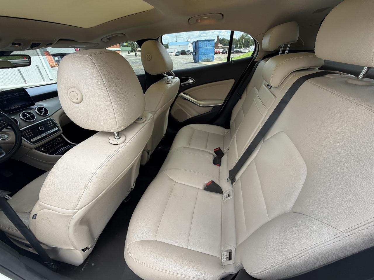 Mercedes-Benz GLA-Class GLA250 4MATIC 2019
