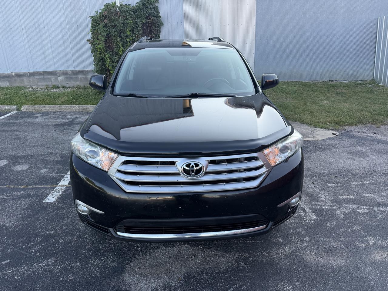 Toyota Highlander Base 4WD 2012