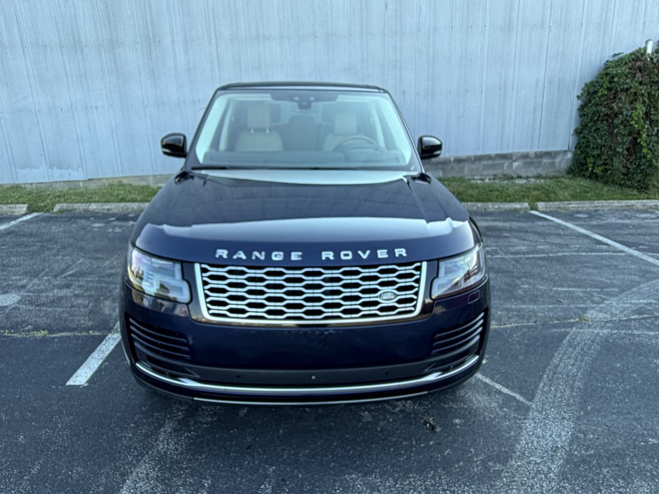 Land Rover Range Rover Supercharged LWB 2019