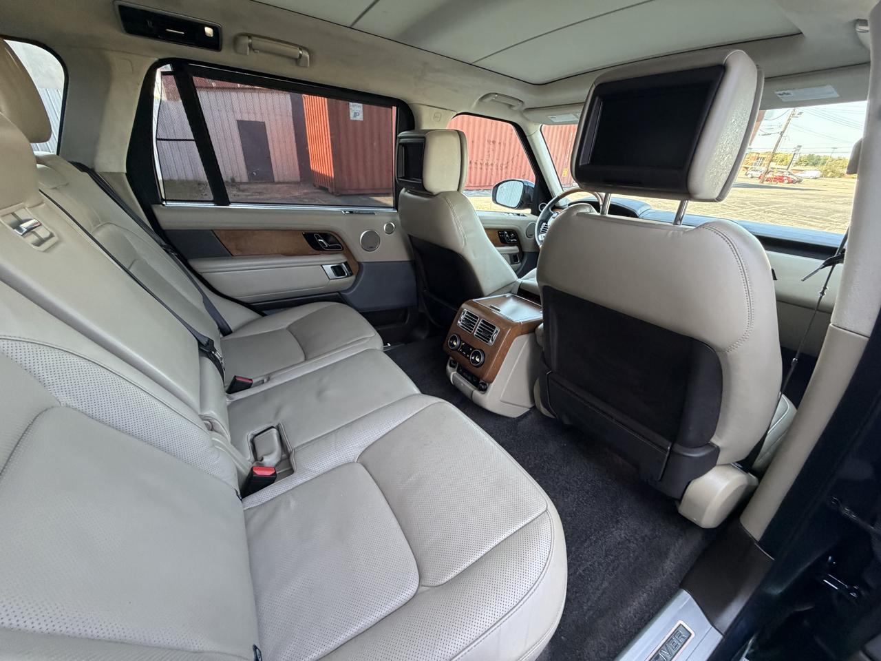Land Rover Range Rover Supercharged LWB 2019