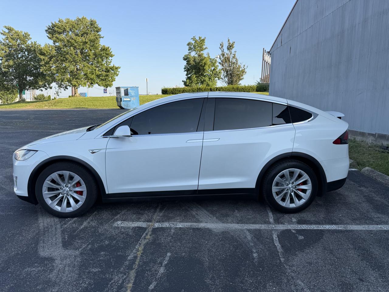 Tesla Model X P90D 2016