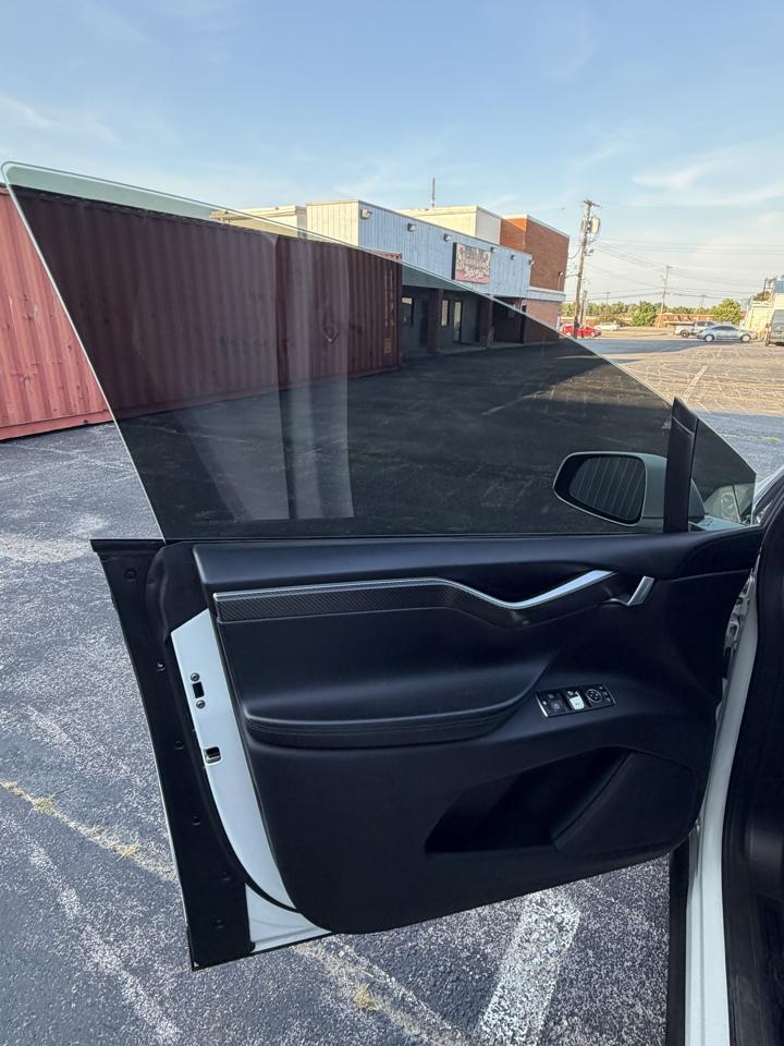 Tesla Model X P90D 2016