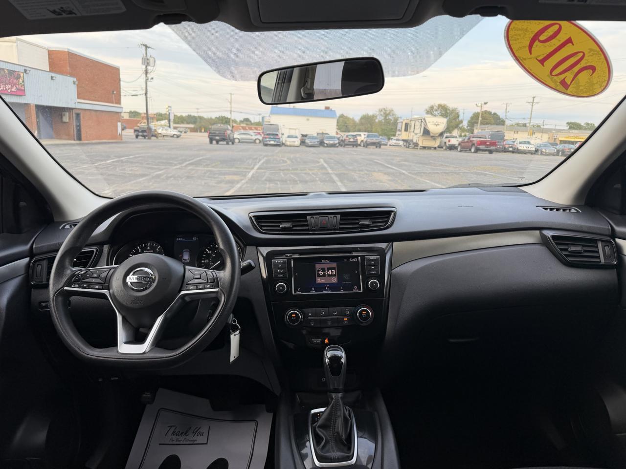 Nissan Rogue Sport S 2019
