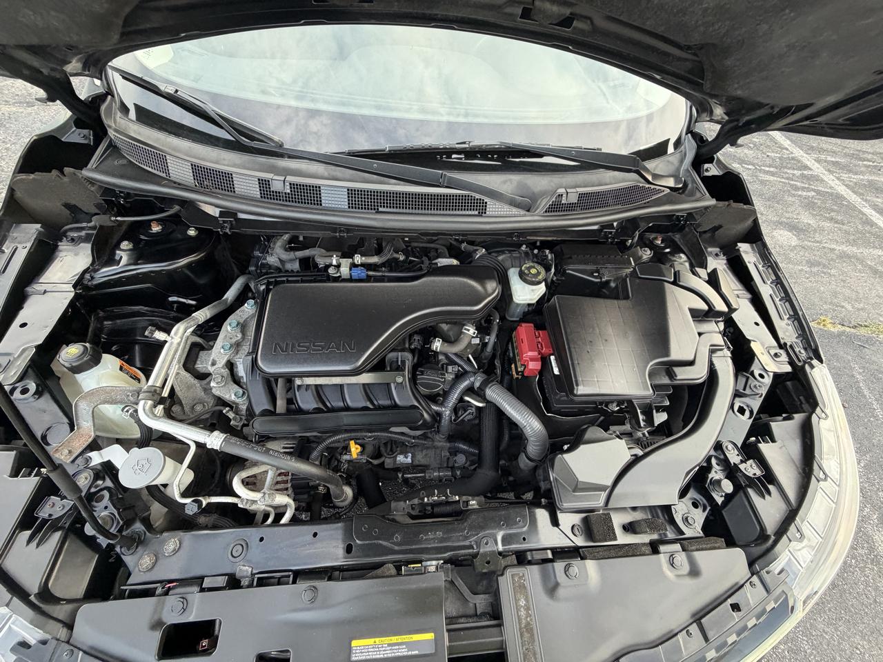Nissan Rogue Sport S 2019