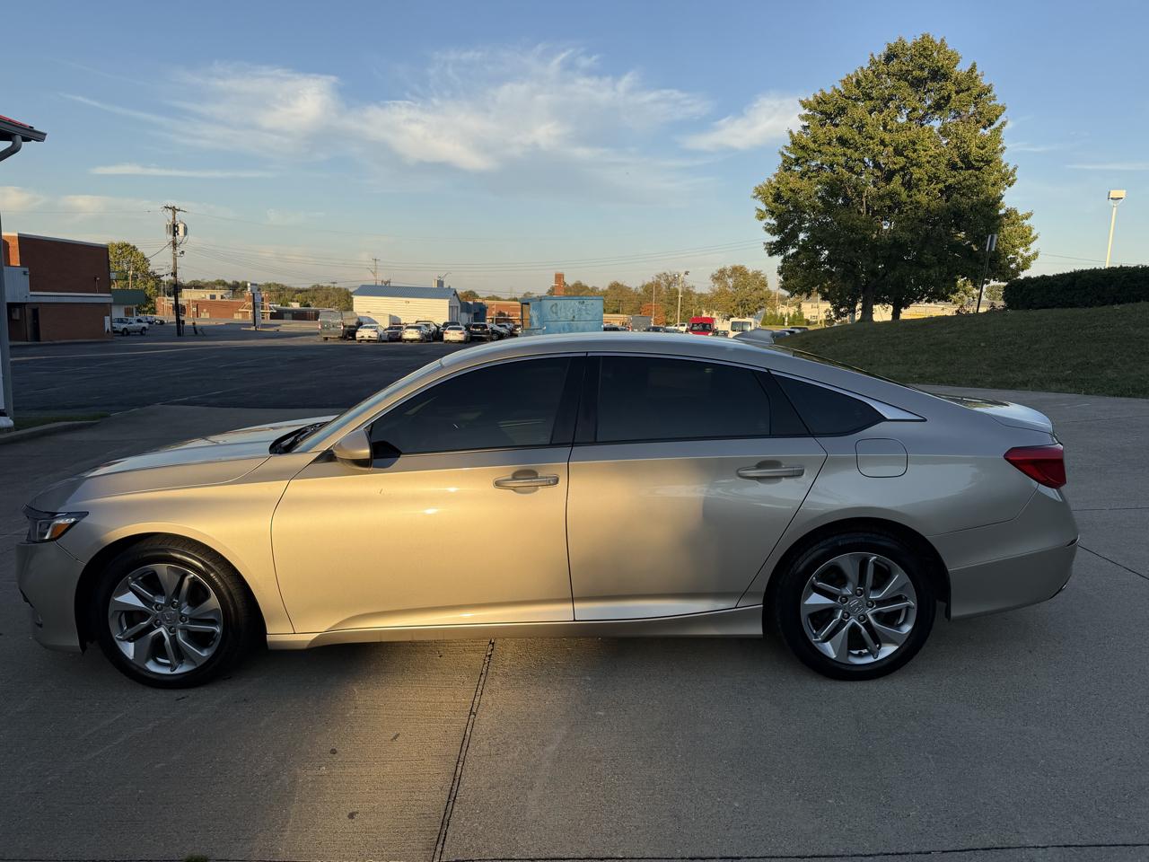 Honda Accord LX CVT 2018
