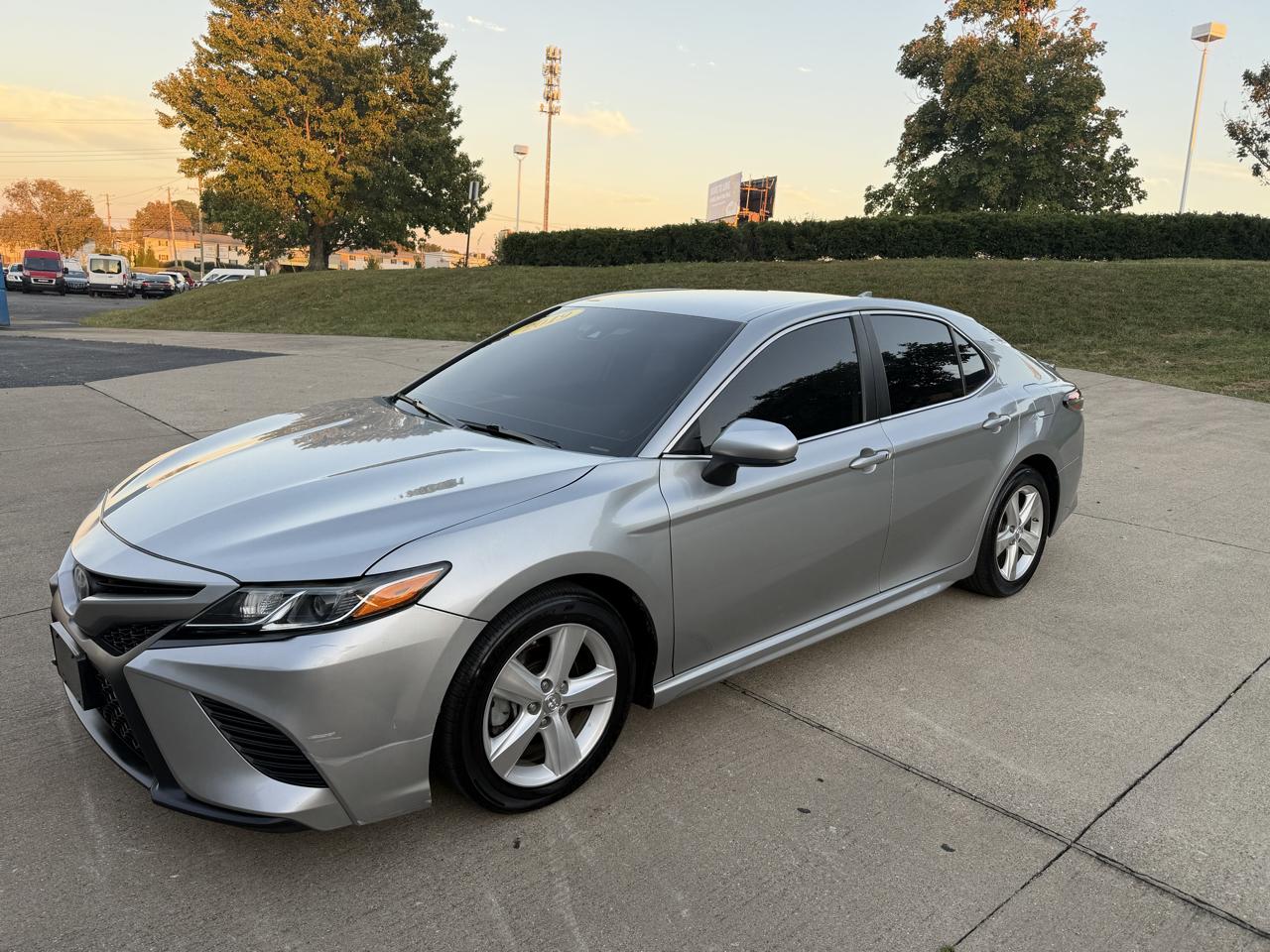 Toyota Camry XLE 2019