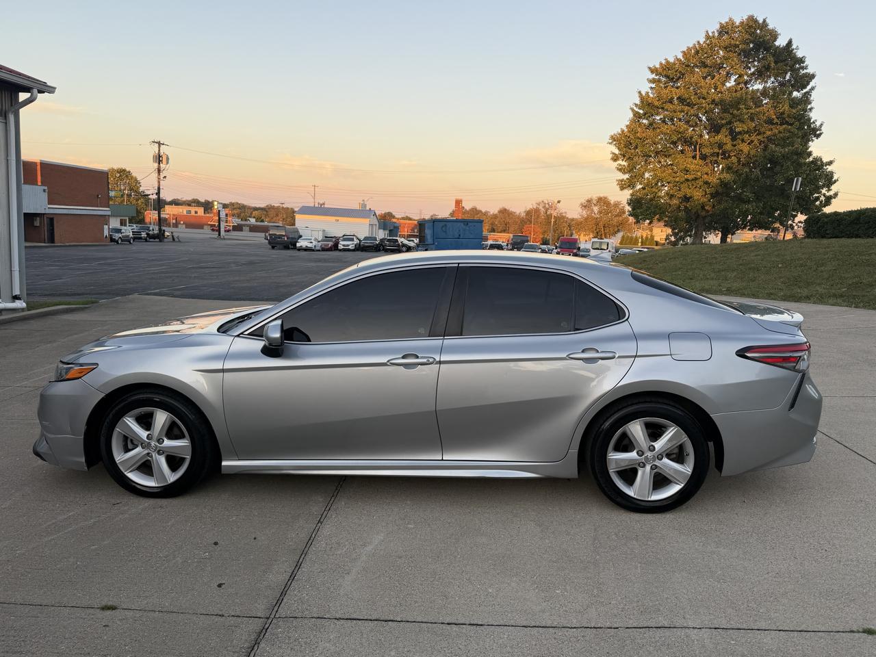 Toyota Camry XLE 2019