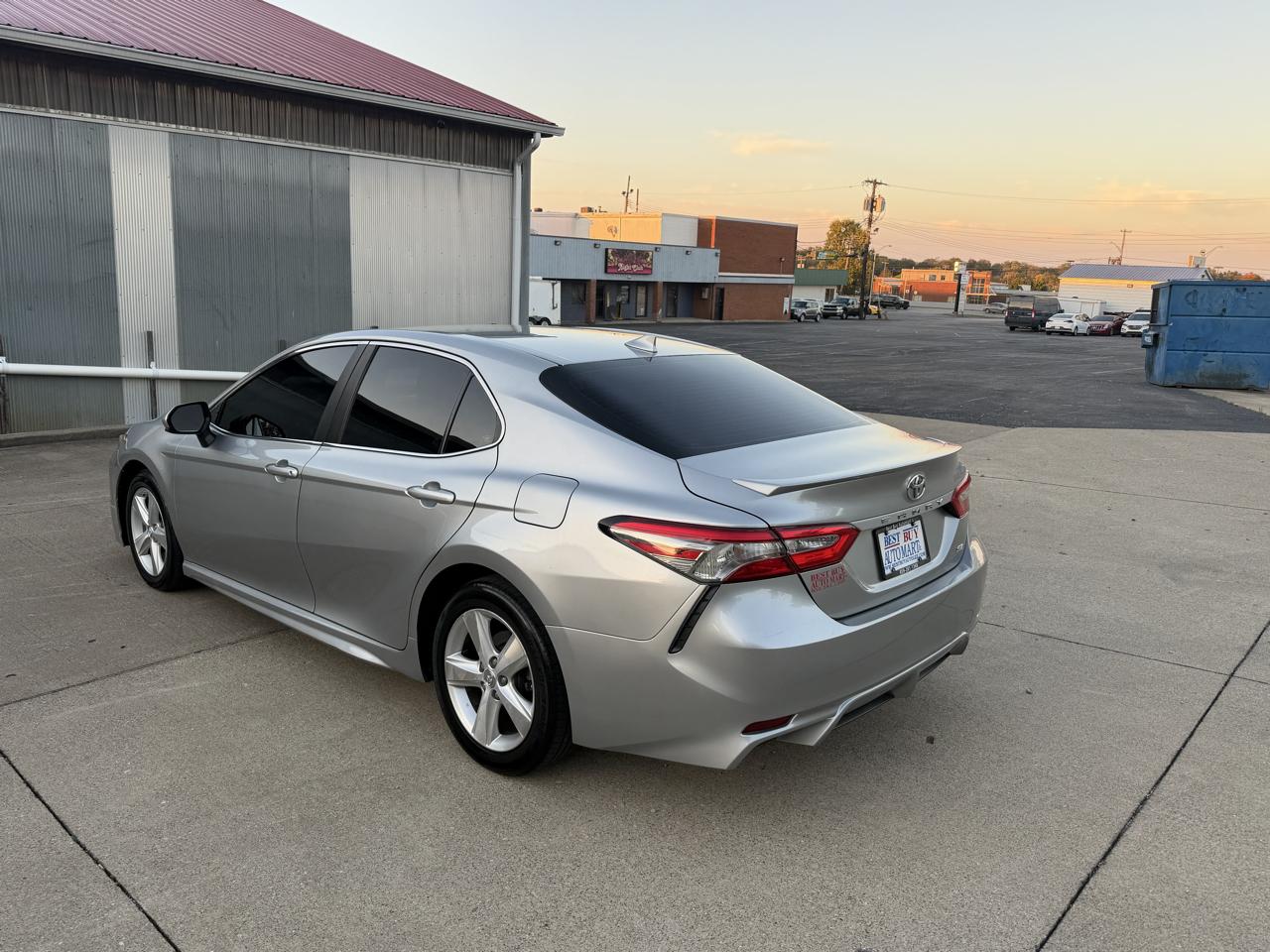 Toyota Camry XLE 2019