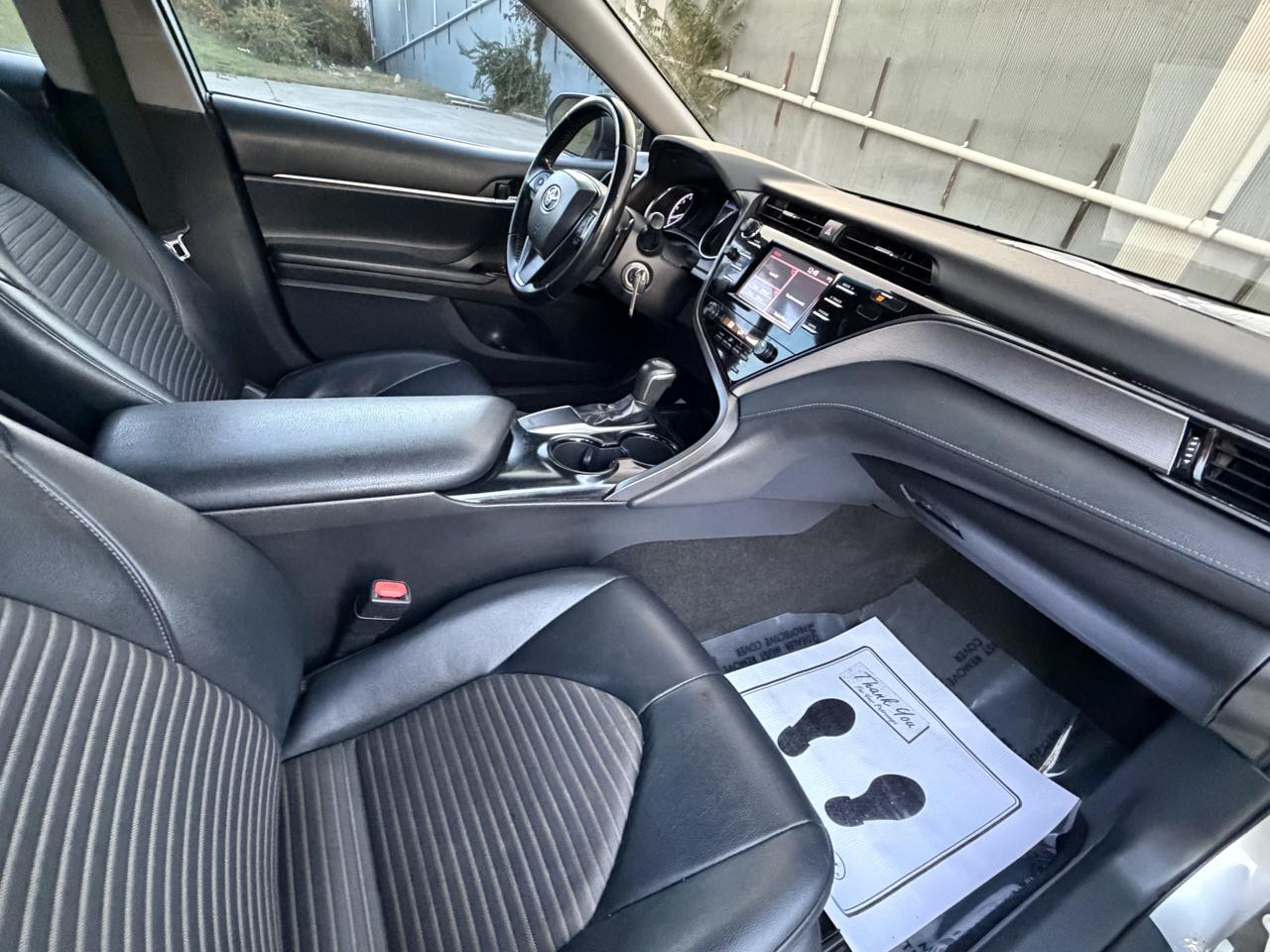 Toyota Camry XLE 2019