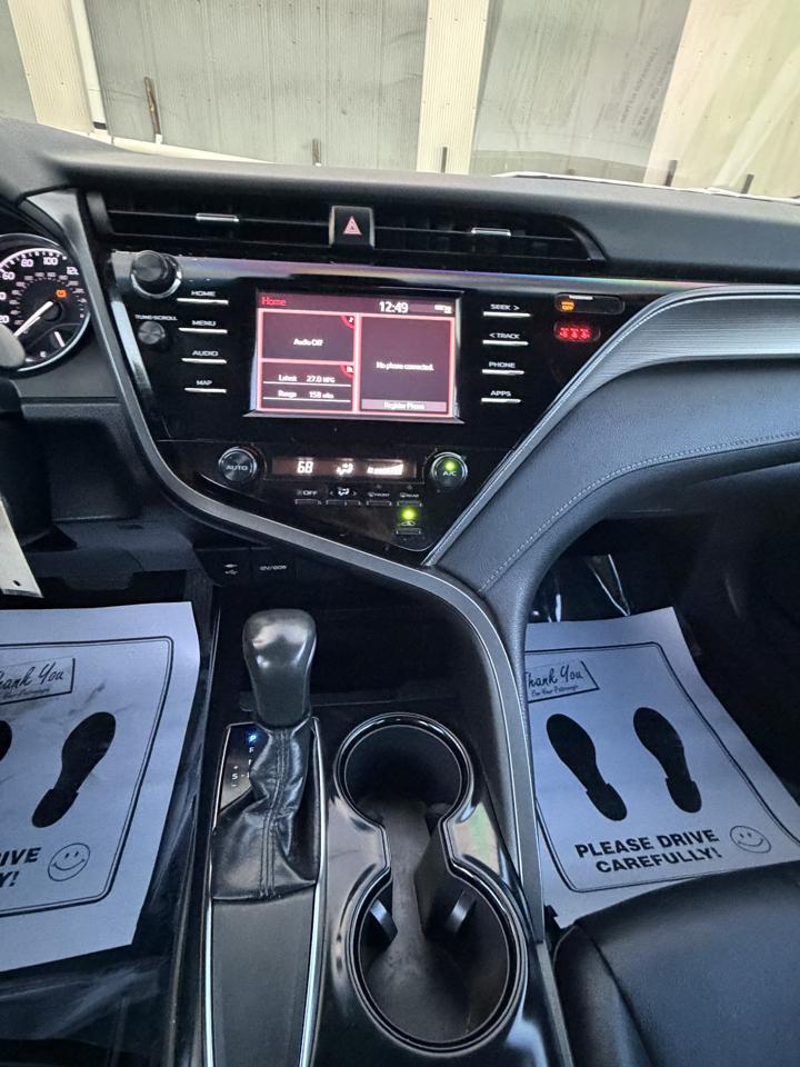 Toyota Camry XLE 2019