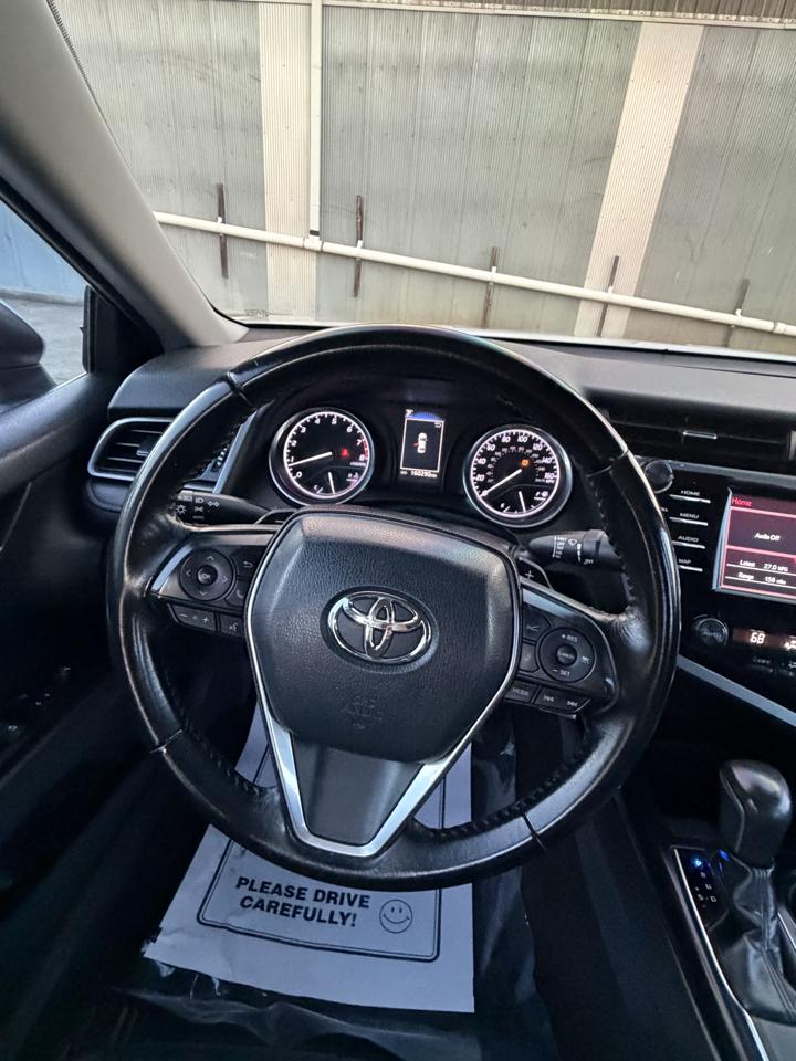 Toyota Camry XLE 2019