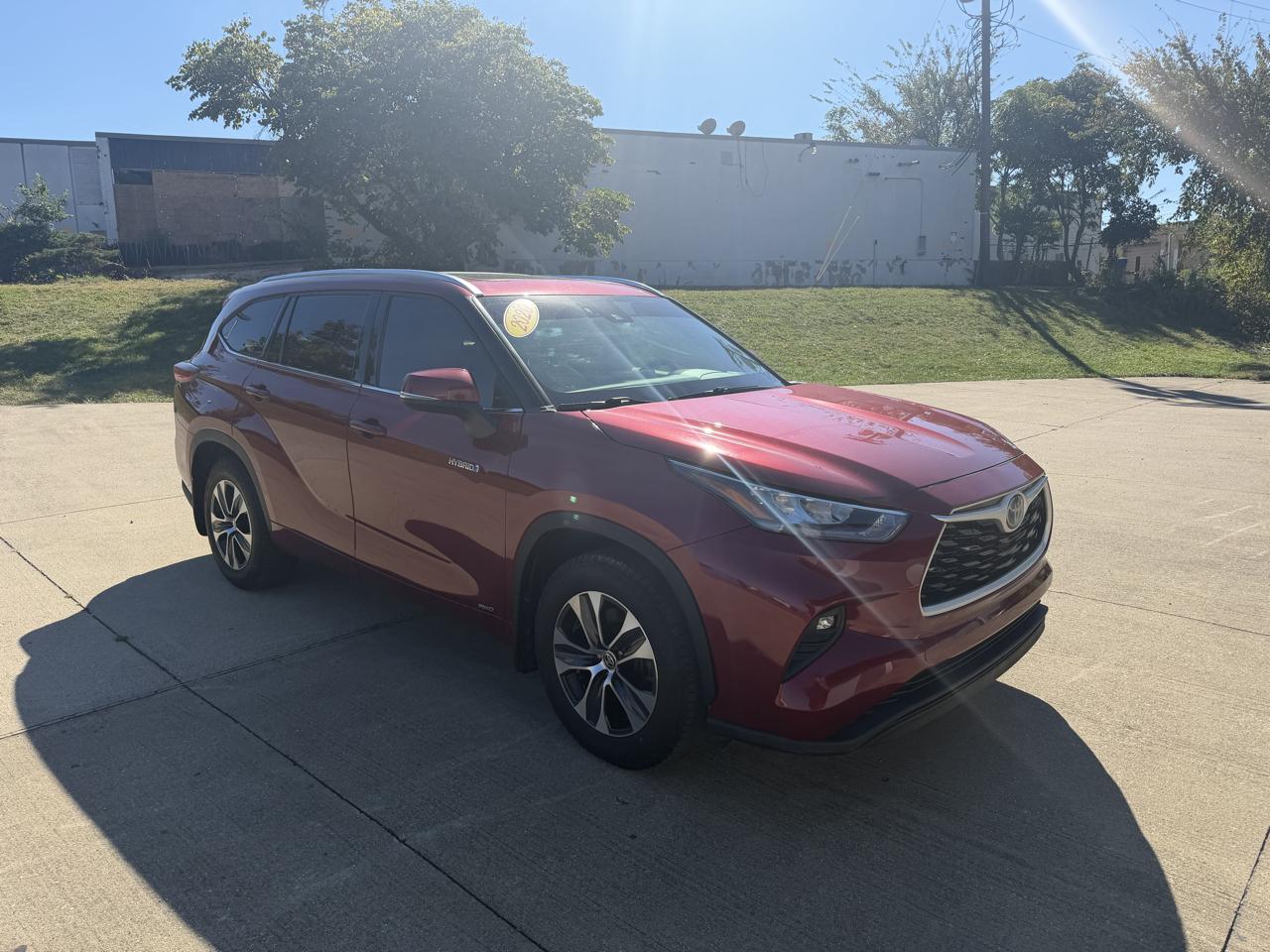 Toyota Highlander Hybrid XLE AWD 2020
