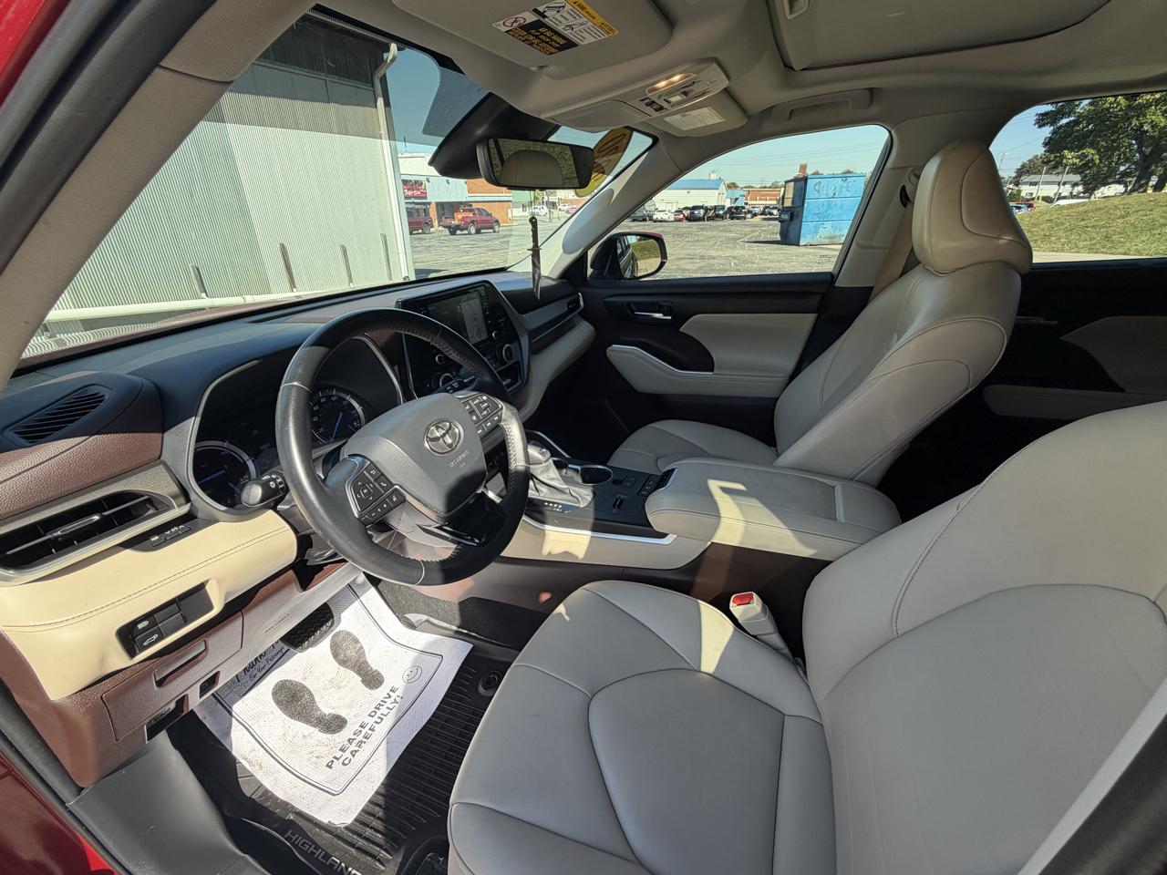 Toyota Highlander Hybrid XLE AWD 2020