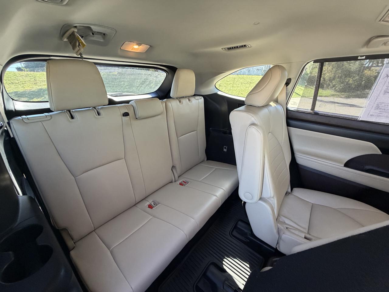 Toyota Highlander Hybrid XLE AWD 2020