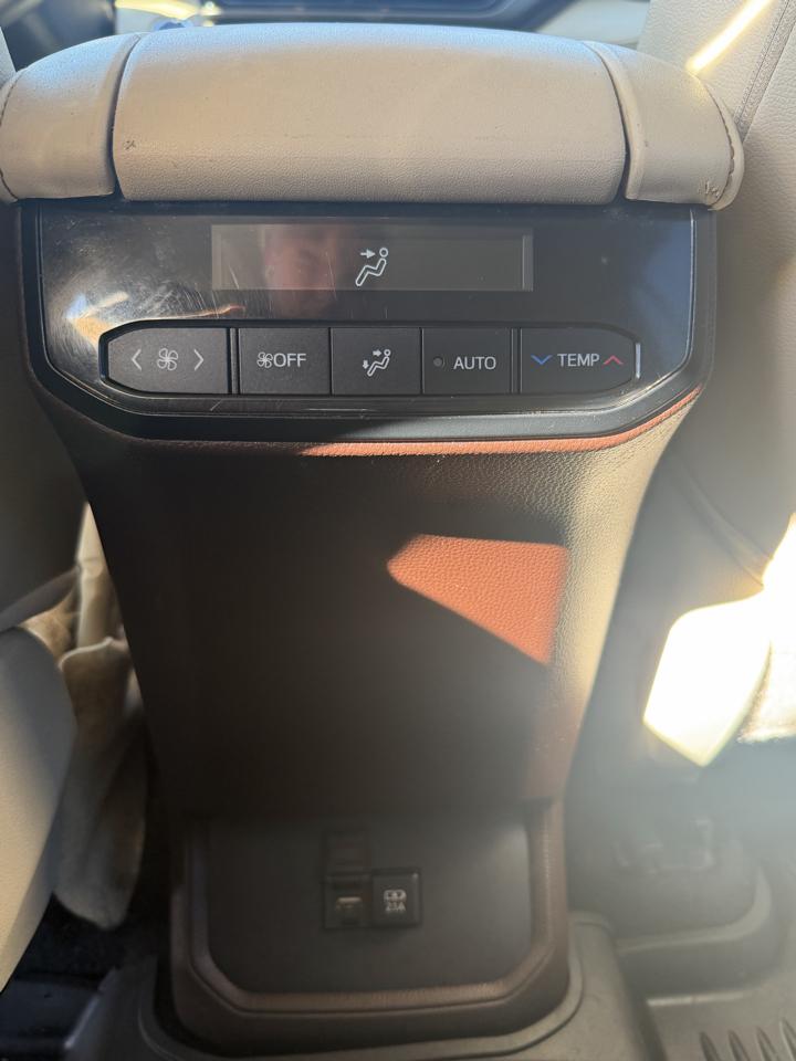 Toyota Highlander Hybrid XLE AWD 2020