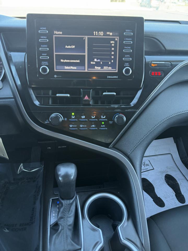 Toyota Camry LE 2021