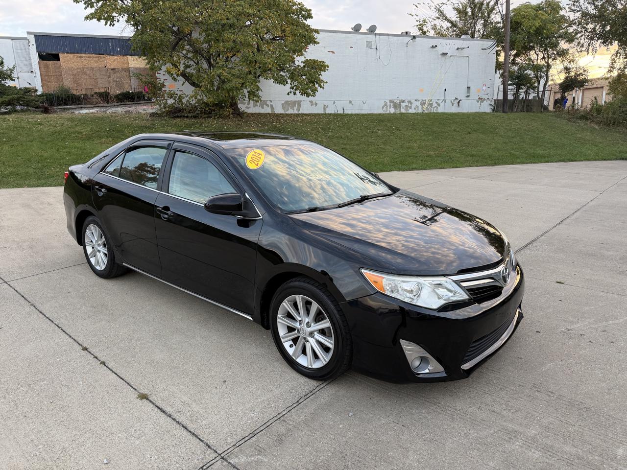 Toyota Camry XLE 2014