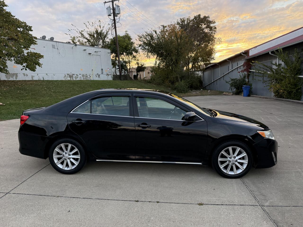 Toyota Camry XLE 2014