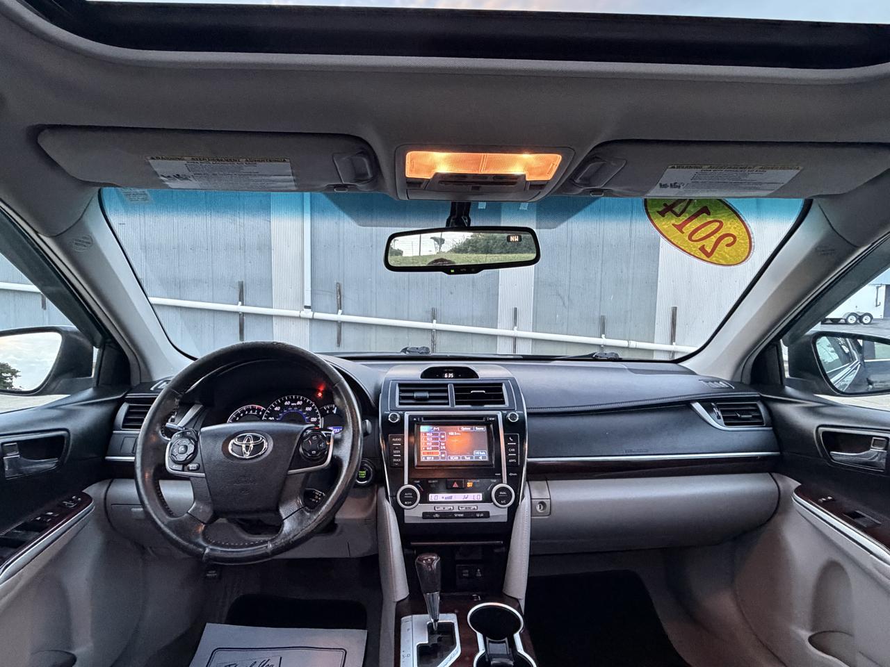 Toyota Camry XLE 2014