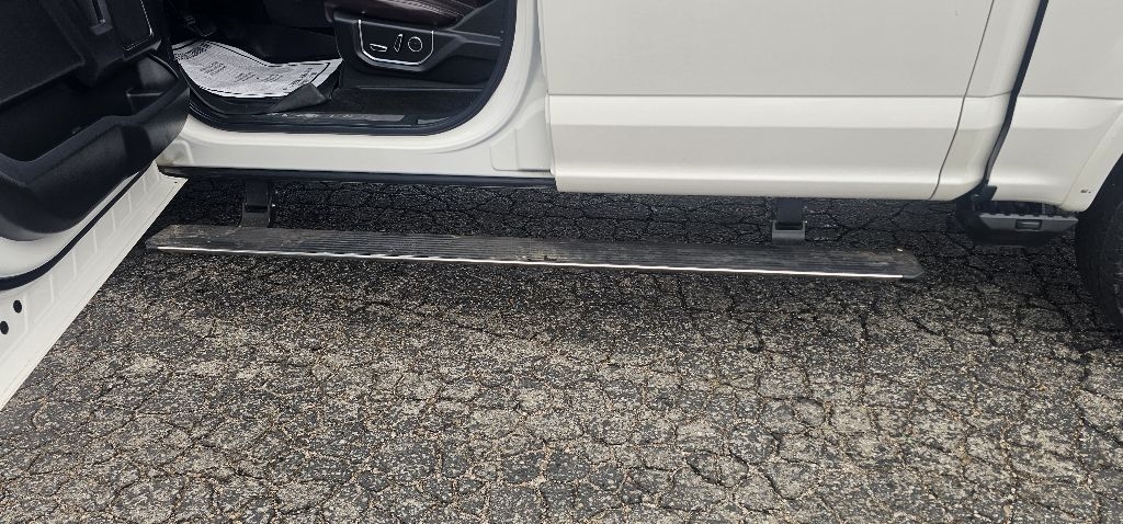 Ford F-150 Platinum 4WD SuperCrew 5.5' Box 2017