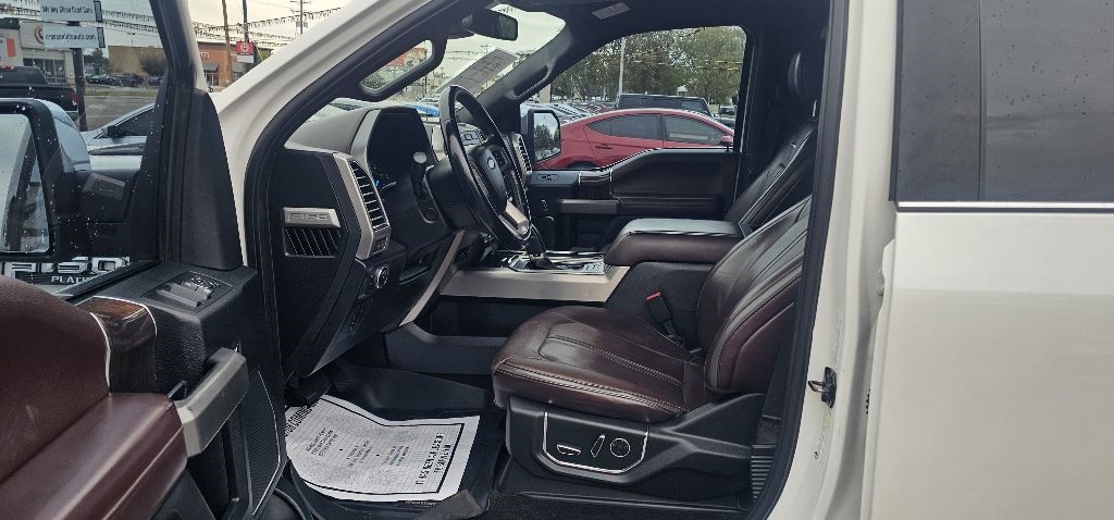 Ford F-150 Platinum 4WD SuperCrew 5.5' Box 2017