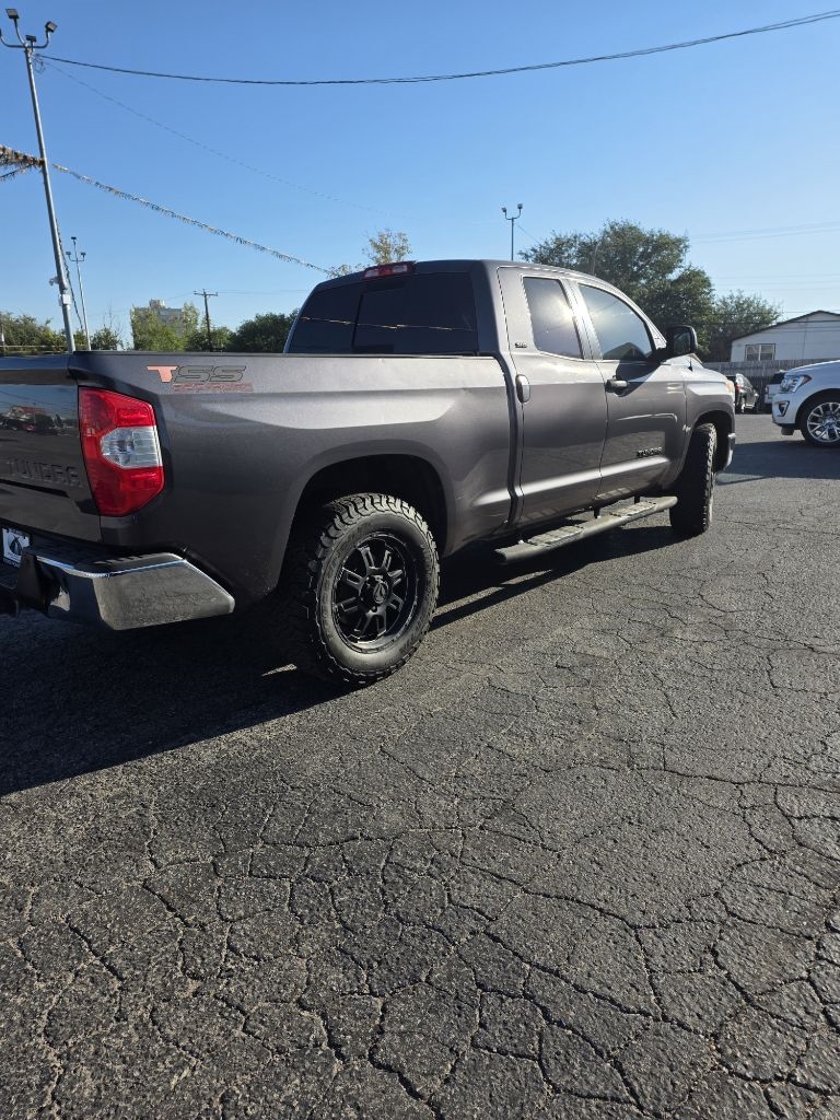 2016 Toyota Tundra Double Cab SR photo 6