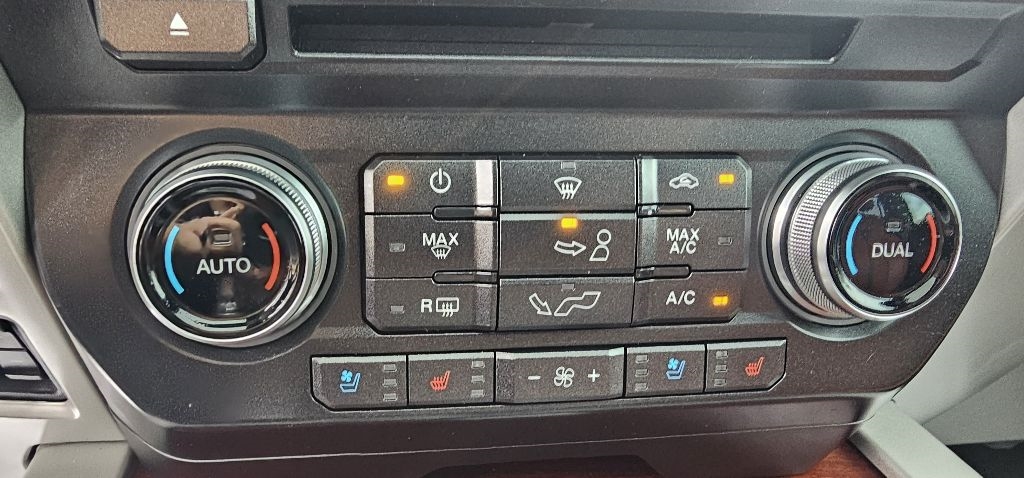 Ford F-150 King Ranch 4WD SuperCrew 5.5' Box 2018