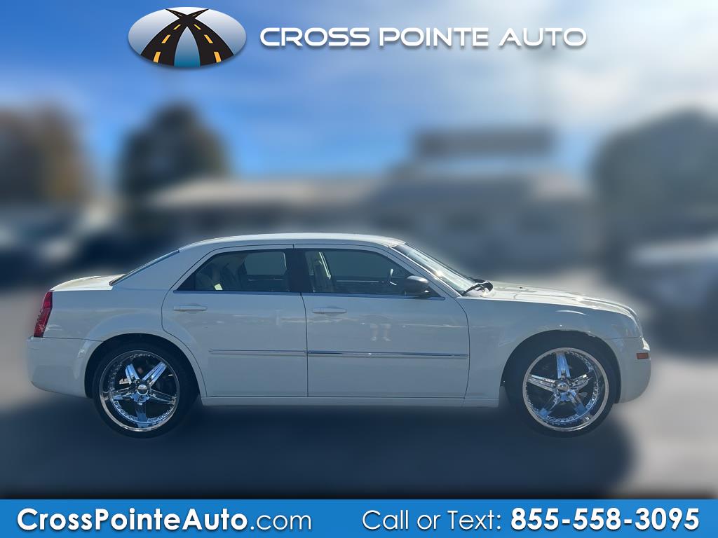 2009 Chrysler 300 4dr Sdn LX RWD *Ltd Avail*