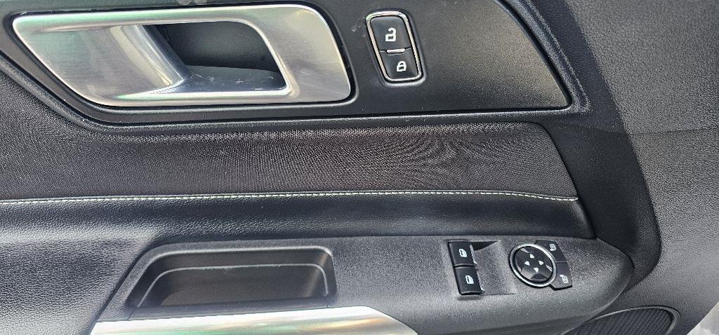 Ford Mustang EcoBoost Fastback 2021