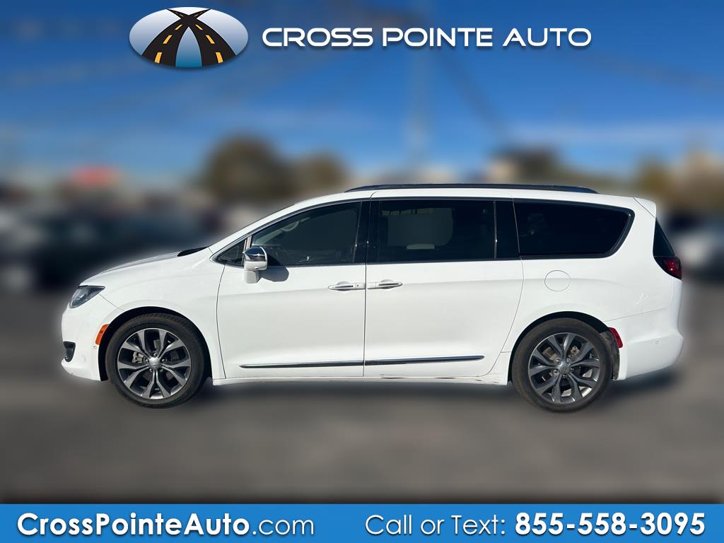 2017 Chrysler Pacifica Limited FWD