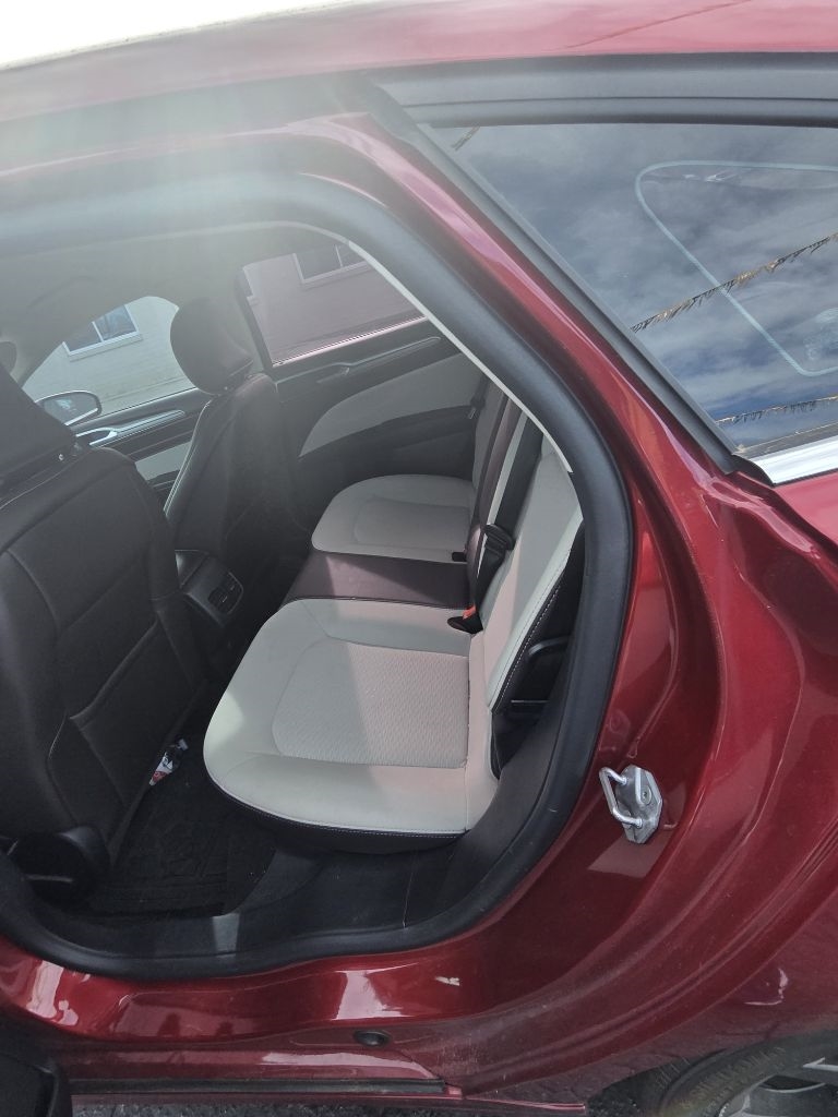 Ford Fusion SE FWD 2019