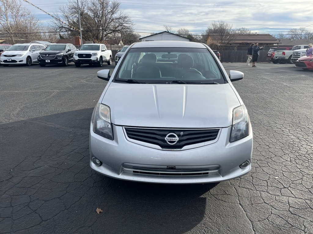 Nissan Sentra 4dr Sdn I4 CVT 2.0 SR 2012