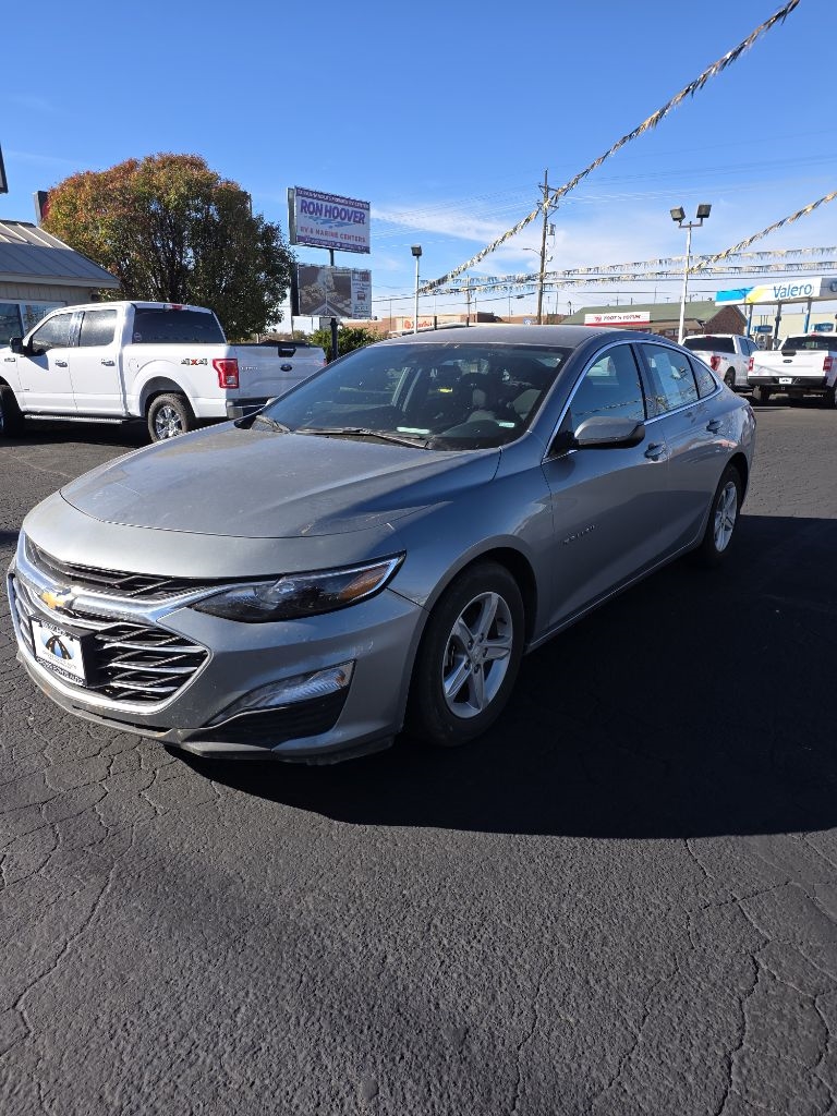 2024 Chevrolet Malibu 1LT photo 4
