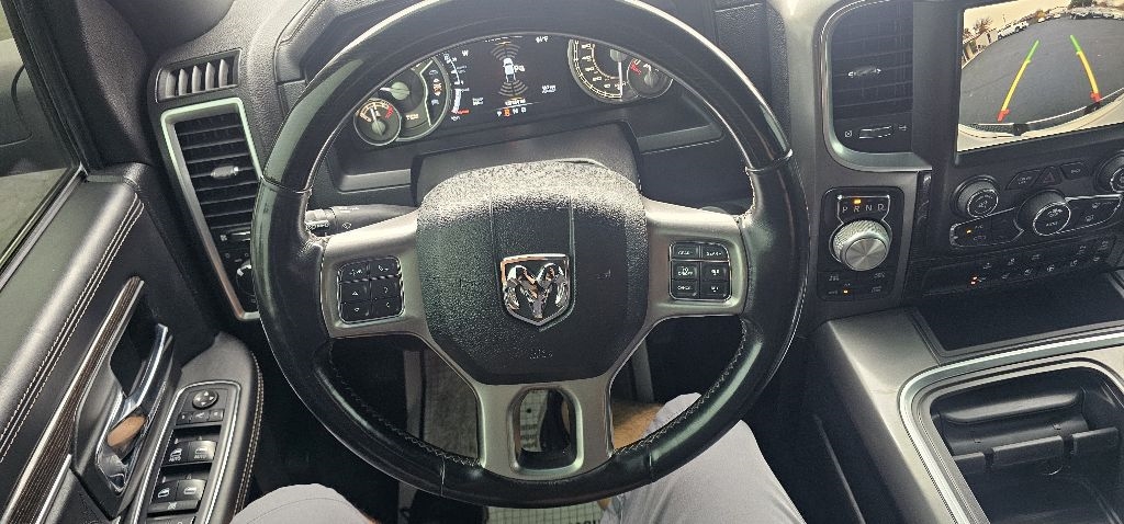 RAM 1500 Limited 4x4 Crew Cab 5'7" Box 2017