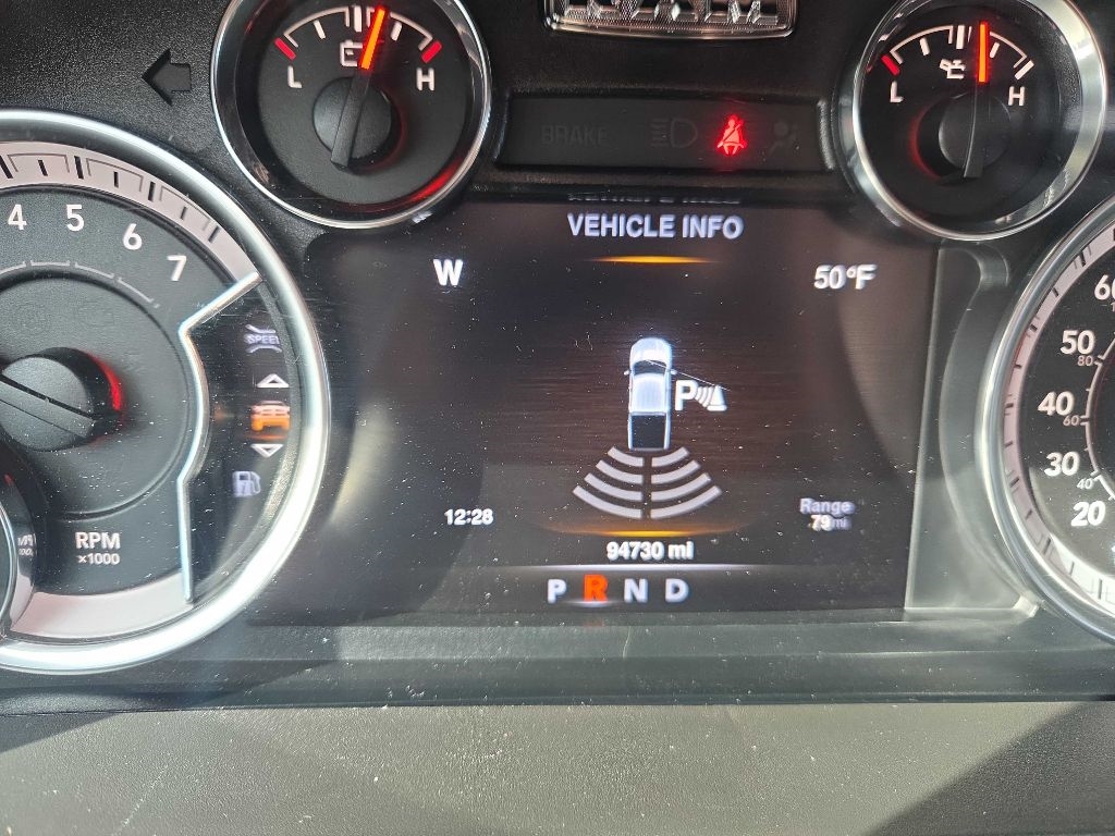 RAM 1500 Classic SLT 4x4 Crew Cab 5'7" Box 2021