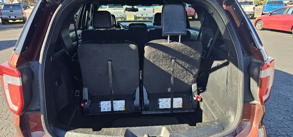 Ford Explorer FWD 4dr XLT 2016