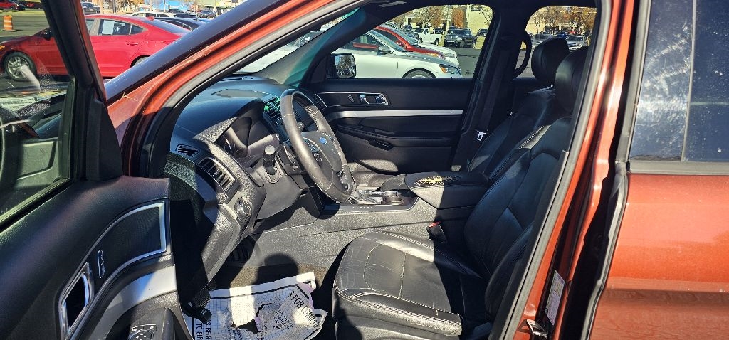 Ford Explorer FWD 4dr XLT 2016