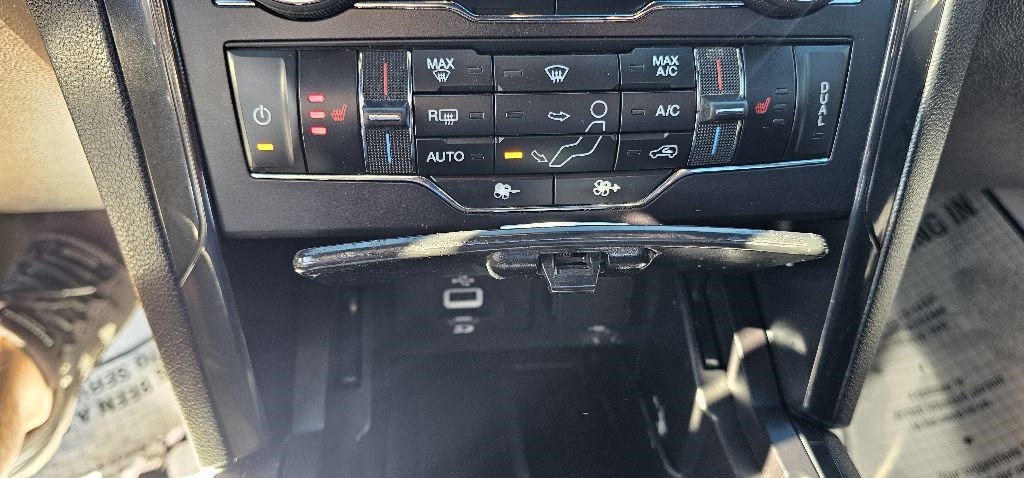 Ford Explorer FWD 4dr XLT 2016