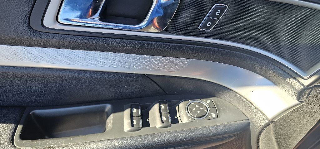 Ford Explorer FWD 4dr XLT 2016