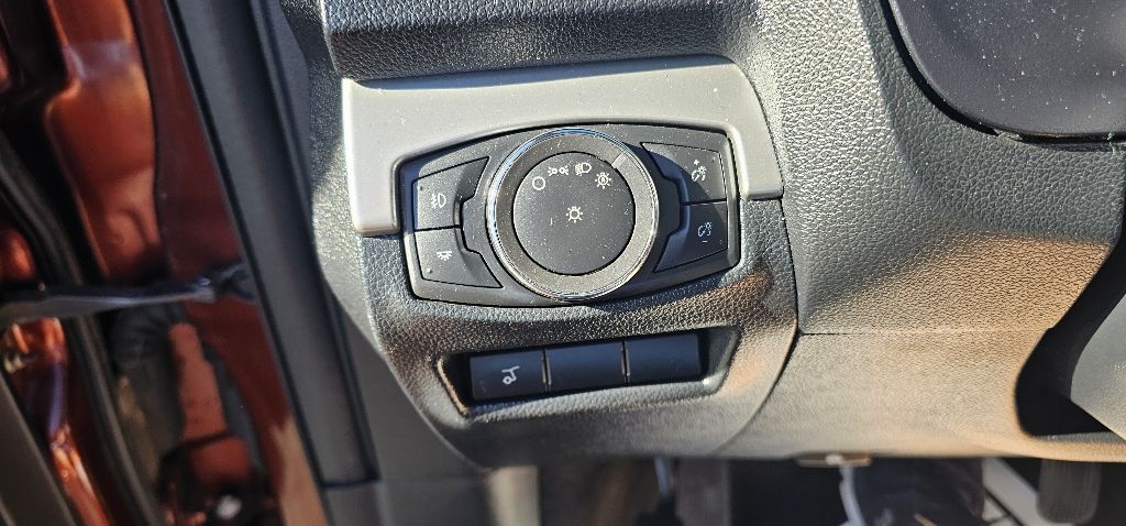 Ford Explorer FWD 4dr XLT 2016