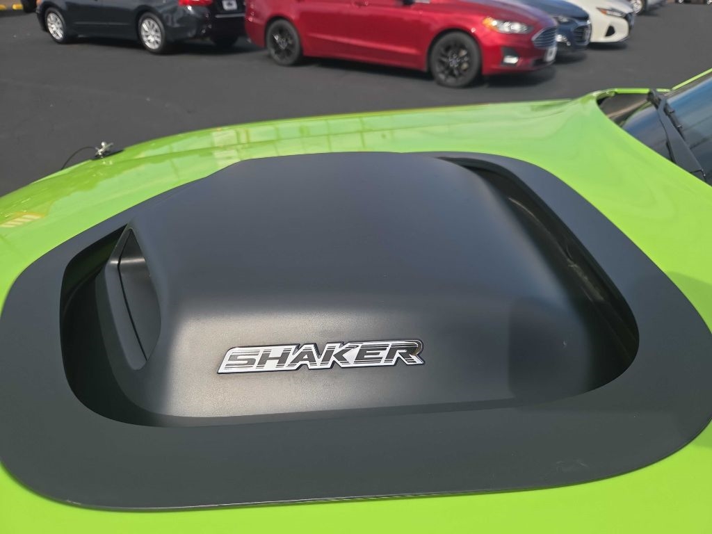 Dodge Challenger R/T RWD 2023